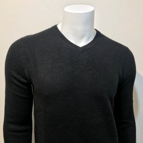 Naadam | Men's V-Neck Pullover Sweater